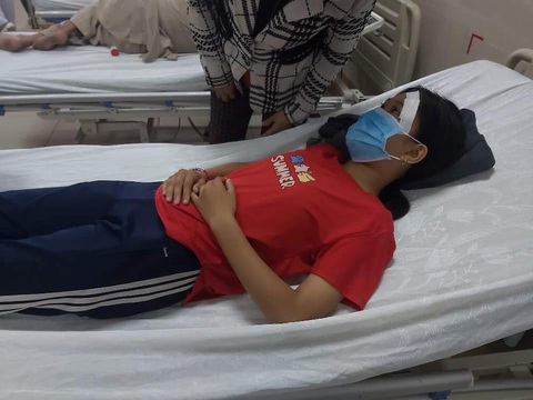 Thêm vụ đánh nữ sinh nhập viện sau khi va quẹt giao thông - Ảnh 1. Thêm vụ đánh nữ sinh nhập viện sau khi va quẹt giao thông - Ảnh 1.