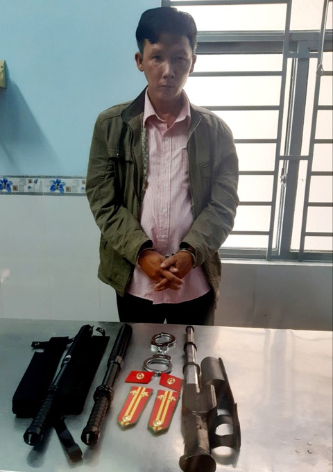 Giả danh trung tá công tác ở Bộ Công an lừa nhận tiền chạy án - Ảnh 1. Giả danh trung tá công tác ở Bộ Công an lừa nhận tiền chạy án - Ảnh 1.