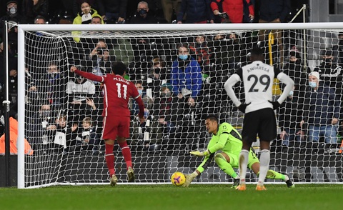 Salah cứu Liverpool thoát hiểm trước Fulham - Ảnh 2. Salah cứu Liverpool thoát hiểm trước Fulham - Ảnh 2.