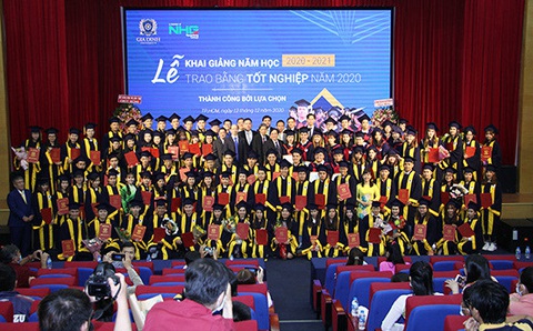 Đại học Gia Định tổ chức lễ khai giảng và trao bằng tốt nghiệp - Ảnh 1. Đại học Gia Định tổ chức lễ khai giảng và trao bằng tốt nghiệp - Ảnh 1.