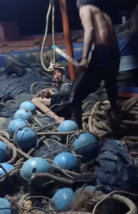 Vụ tài công chém người, vứt xác xuống biển: Công an Cà Mau nói chưa có căn cứ - Ảnh 1. Vụ tài công chém người, vứt xác xuống biển: Công an Cà Mau nói chưa có căn cứ - Ảnh 1.