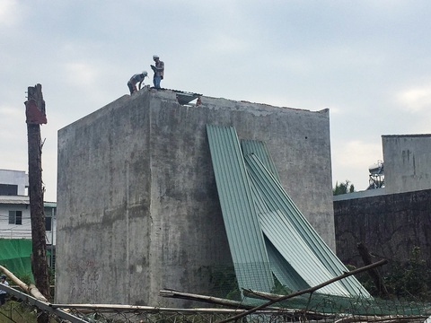 TP.HCM: Tháo dỡ 38 căn nhà xây dựng trái phép ở phường Hiệp Bình Chánh - Ảnh 6. TP.HCM: Tháo dỡ 38 căn nhà xây dựng trái phép ở phường Hiệp Bình Chánh - Ảnh 6.