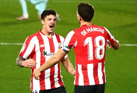 Benzema lập cú đúp, Real Madrid khuất phục 10 người Athletic Bilbao - Ảnh 2. Benzema lập cú đúp, Real Madrid khuất phục 10 người Athletic Bilbao - Ảnh 2.