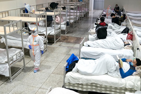 Nhìn lại 2020: COVID-19 và những khoảnh khắc khó quên tại Trung Quốc - Ảnh 6. Nhìn lại 2020: COVID-19 và những khoảnh khắc khó quên tại Trung Quốc - Ảnh 6.