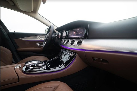 Sở hữu ngay Mercedes-Benz không tốn phí trước bạ tại Vietnam Star - Ảnh 2. Sở hữu ngay Mercedes-Benz không tốn phí trước bạ tại Vietnam Star - Ảnh 2.