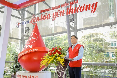 Tuần lễ hồng EVN: Lan tỏa yêu thương, nối sự sống - Ảnh 1. Tuần lễ hồng EVN: Lan tỏa yêu thương, nối sự sống - Ảnh 1.