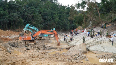 Dự kiến mùa khô 2021 tiếp tục tìm người mất tích ở thủy điện Rào Trăng 3 - Ảnh 2. Dự kiến mùa khô 2021 tiếp tục tìm người mất tích ở thủy điện Rào Trăng 3 - Ảnh 2.