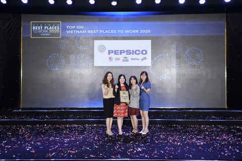 Top 10 nơi làm việc tốt nhất Việt Nam 2020 gọi tên PepsiCo Foods Việt Nam - Ảnh 1. Top 10 nơi làm việc tốt nhất Việt Nam 2020 gọi tên PepsiCo Foods Việt Nam - Ảnh 1.