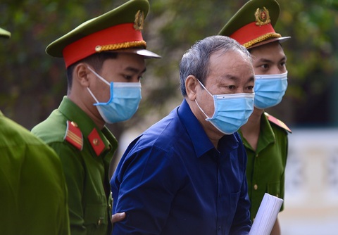 Đề nghị ông Đinh La Thăng 10 đến 11 năm tù dù không nhận tội - Ảnh 2. Đề nghị ông Đinh La Thăng 10 đến 11 năm tù dù không nhận tội - Ảnh 2.