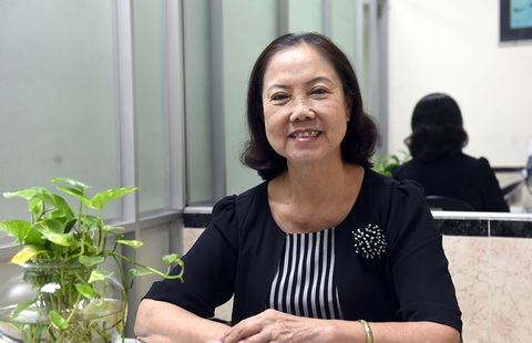 Gồng mình đuổi bắt phù du, để rồi... - Ảnh 1. Gồng mình đuổi bắt phù du, để rồi... - Ảnh 1.