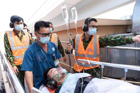 Sân bay cấp cứu bằng trực thăng đầu tiên của Việt Nam đi vào hoạt động - Ảnh 10. Sân bay cấp cứu bằng trực thăng đầu tiên của Việt Nam đi vào hoạt động - Ảnh 10.