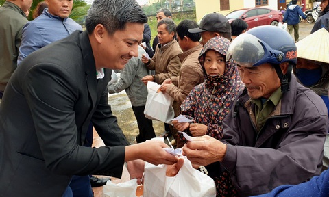 Những bữa ăn trọn vẹn trọn nghĩa tình - Ảnh 1. Những bữa ăn trọn vẹn trọn nghĩa tình - Ảnh 1.