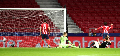 Bayern ngáng chân Atletico Madrid giành vé sớm vào vòng knock-out - Ảnh 1. Bayern ngáng chân Atletico Madrid giành vé sớm vào vòng knock-out - Ảnh 1.