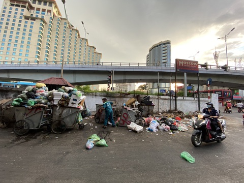 Thủ tướng chỉ thị cấp bách tăng cường quản lý chất thải rắn - Ảnh 1. Thủ tướng chỉ thị cấp bách tăng cường quản lý chất thải rắn - Ảnh 1.