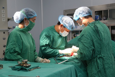 Cậu nhỏ bị gập, tụ máu, biến dạng, lệch trục vì quan hệ tình dục ở tư thế độc, lạ - Ảnh 1. Cậu nhỏ bị gập, tụ máu, biến dạng, lệch trục vì quan hệ tình dục ở tư thế độc, lạ - Ảnh 1.