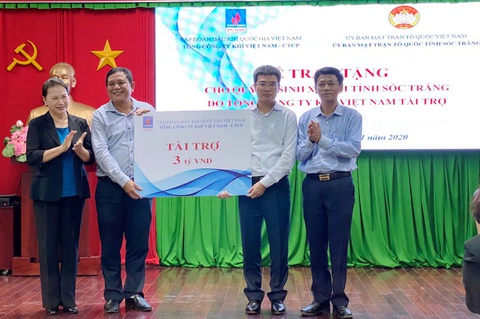 PV GAS tham gia đoàn công tác Trung ương đến miền Tây Nam bộ - Ảnh 6. PV GAS tham gia đoàn công tác Trung ương đến miền Tây Nam bộ - Ảnh 6.