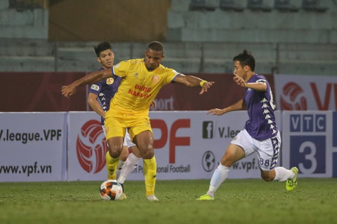 V-League 2021: SHB Đà Nẵng phải có mặt ở nhóm A - Ảnh 1. V-League 2021: SHB Đà Nẵng phải có mặt ở nhóm A - Ảnh 1.