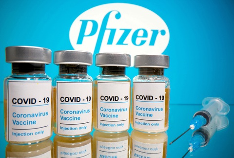 Anh phê duyệt khẩn cấp vắc xin COVID-19 của Pfizer-BioNTech, sử dụng tuần tới - Ảnh 1. Anh phê duyệt khẩn cấp vắc xin COVID-19 của Pfizer-BioNTech, sử dụng tuần tới - Ảnh 1.