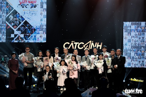 Những câu chuyện truyền cảm hứng trong gala Cất cánh 2020 - Ảnh 9. Những câu chuyện truyền cảm hứng trong gala Cất cánh 2020 - Ảnh 9.
