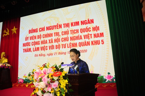 Chủ tịch Quốc hội thăm Bộ tư lệnh Quân khu 5 - Ảnh 1. Chủ tịch Quốc hội thăm Bộ tư lệnh Quân khu 5 - Ảnh 1.