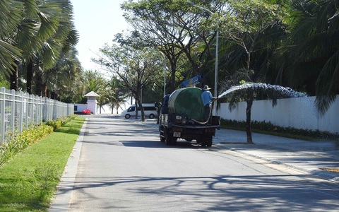 Thu hồi đất dự án du lịch để mở lối xuống biển - Ảnh 1. Thu hồi đất dự án du lịch để mở lối xuống biển - Ảnh 1.