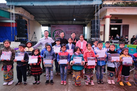 Ngày của Phở tại Bản Mà: Phở ngon quá, con ăn được 5 bát đấy cô ơi! - Ảnh 4. Ngày của Phở tại Bản Mà: Phở ngon quá, con ăn được 5 bát đấy cô ơi! - Ảnh 4.