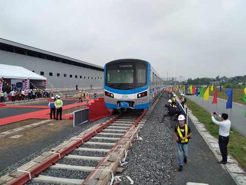 58 học viên lái tàu metro số 1 bị ngưng học vì chưa đóng phí đào tạo - Ảnh 1. 58 học viên lái tàu metro số 1 bị ngưng học vì chưa đóng phí đào tạo - Ảnh 1.