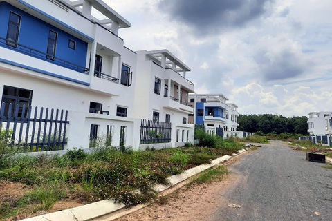 Một doanh nghiệp xây trái phép khu đô thị thông minh hoành tráng 488 căn nhà - Ảnh 3. Một doanh nghiệp xây trái phép khu đô thị thông minh hoành tráng 488 căn nhà - Ảnh 3.