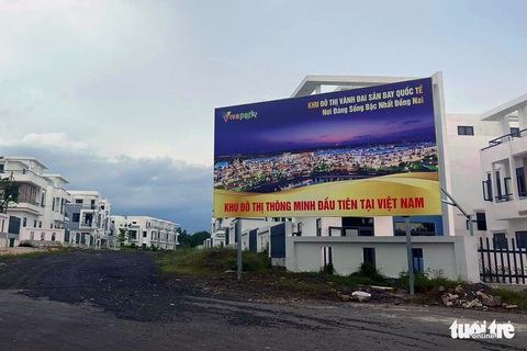 Một doanh nghiệp xây trái phép khu đô thị thông minh hoành tráng 488 căn nhà - Ảnh 1. Một doanh nghiệp xây trái phép khu đô thị thông minh hoành tráng 488 căn nhà - Ảnh 1.