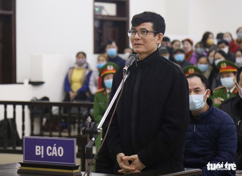 Bị cáo vụ Liên Kết Việt: Tôi từng khuyên khách hàng cẩn thận kẻo bị lừa! - Ảnh 1. Bị cáo vụ Liên Kết Việt: Tôi từng khuyên khách hàng cẩn thận kẻo bị lừa! - Ảnh 1.