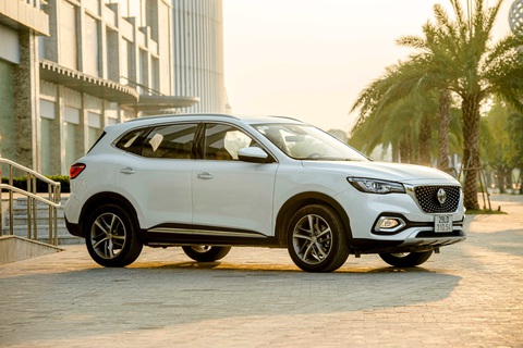 MG HS 1.5 Trophy: Đậm chất chơi kiểu Ăng lê - Ảnh 1. MG HS 1.5 Trophy: Đậm chất chơi kiểu Ăng lê - Ảnh 1.