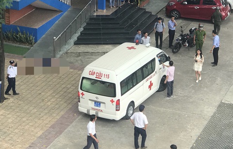 Làm rõ vụ một thanh niên nghi rớt lầu trong trường đại học ở Bình Dương - Ảnh 1. Làm rõ vụ một thanh niên nghi rớt lầu trong trường đại học ở Bình Dương - Ảnh 1.
