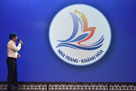 Khánh Hòa phát động chương trình kích cầu du lịch 2021 và bộ nhận diện logo, slogan mới - Ảnh 3. Khánh Hòa phát động chương trình kích cầu du lịch 2021 và bộ nhận diện logo, slogan mới - Ảnh 3.