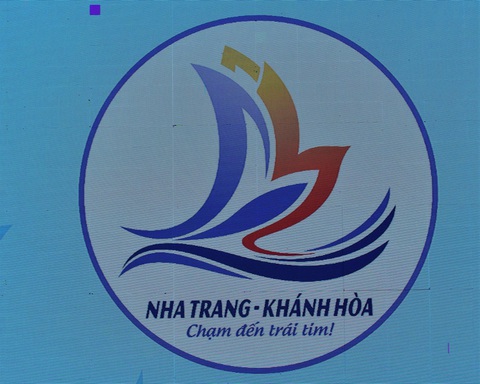 Khánh Hòa phát động chương trình kích cầu du lịch 2021 và bộ nhận diện logo, slogan mới - Ảnh 4. Khánh Hòa phát động chương trình kích cầu du lịch 2021 và bộ nhận diện logo, slogan mới - Ảnh 4.