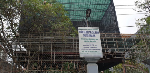 Bé 7 tháng tuổi chết sau tiêm thuốc trị viêm phế quản tại phòng khám tư - Ảnh 1. Bé 7 tháng tuổi chết sau tiêm thuốc trị viêm phế quản tại phòng khám tư - Ảnh 1.
