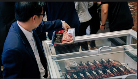 CJ Vina Agri chính thức ra mắt chuỗi bán lẻ thịt sạch Meat Master - Ảnh 3. CJ Vina Agri chính thức ra mắt chuỗi bán lẻ thịt sạch Meat Master - Ảnh 3.