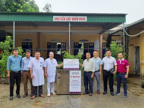 Nhìn lại chặng đường Mutosi Vững vàng sức khỏe Việt năm 2020 - Ảnh 3. Nhìn lại chặng đường Mutosi Vững vàng sức khỏe Việt năm 2020 - Ảnh 3.