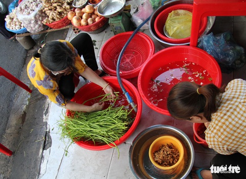 Quán cơm chay ‘gieo duyên tùy tâm’ - Ảnh 6. Quán cơm chay ‘gieo duyên tùy tâm’ - Ảnh 6.