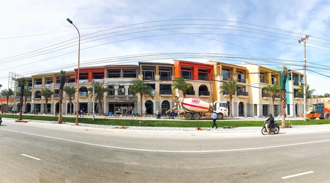 Shophouse ven biển làm dậy sóng thị trường Phan Thiết - Ảnh 2. Shophouse ven biển làm dậy sóng thị trường Phan Thiết - Ảnh 2.