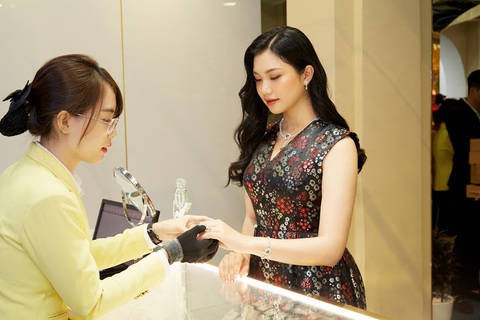 Tập đoàn Charm Group khai trương trung tâm dịch vụ khách hàng - Ảnh 8. Tập đoàn Charm Group khai trương trung tâm dịch vụ khách hàng - Ảnh 8.