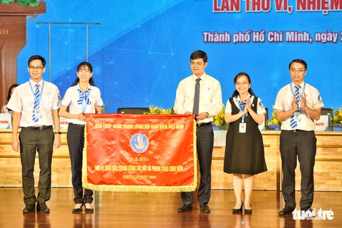 ‘Phải khơi dậy được khát vọng xây dựng trong thanh niên’ - Ảnh 7. ‘Phải khơi dậy được khát vọng xây dựng trong thanh niên’ - Ảnh 7.
