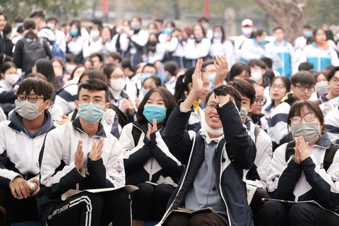6.000 học sinh dự tư vấn tuyển sinh tại Hải Phòng: Kinh tế số, nên học ngành nào? - Ảnh 6. 6.000 học sinh dự tư vấn tuyển sinh tại Hải Phòng: Kinh tế số, nên học ngành nào? - Ảnh 6.