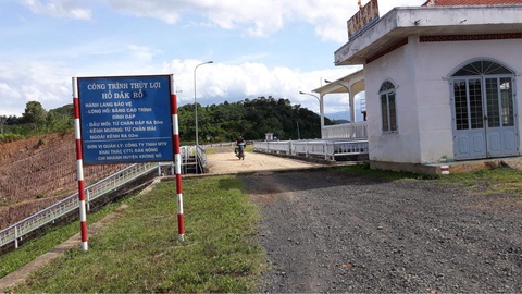 Đất không ngập khai thành ngập nhận đền bù: khởi tố 5 bị can - Ảnh 1. Đất không ngập khai thành ngập nhận đền bù: khởi tố 5 bị can - Ảnh 1.