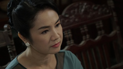 Thu Hà, Vân Dung, Hồng Diễm: Bất ngờ nữ cường trong Hướng dương ngược nắng - Ảnh 4. Thu Hà, Vân Dung, Hồng Diễm: Bất ngờ nữ cường trong Hướng dương ngược nắng - Ảnh 4.