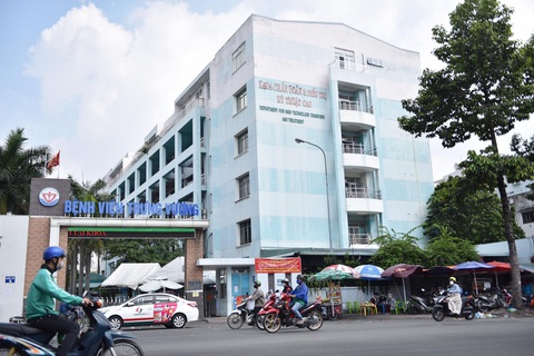 Giám đốc Bệnh viện Trưng Vương: ‘Sai thì nhận, tôi không né tránh’ - Ảnh 1. Giám đốc Bệnh viện Trưng Vương: ‘Sai thì nhận, tôi không né tránh’ - Ảnh 1.