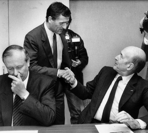 Cựu tổng thống Pháp Valery Giscard d’Estaing qua đời vì COVID-19 - Ảnh 3. Cựu tổng thống Pháp Valery Giscard d’Estaing qua đời vì COVID-19 - Ảnh 3.