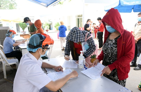 Bình tĩnh và nghiêm chỉnh phòng dịch COVID-19 - Ảnh 1. Bình tĩnh và nghiêm chỉnh phòng dịch COVID-19 - Ảnh 1.