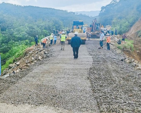 Quốc lộ 26 Khánh Hòa nối Đắk Lắk đã được sửa chữa, thông xe - Ảnh 1. Quốc lộ 26 Khánh Hòa nối Đắk Lắk đã được sửa chữa, thông xe - Ảnh 1.