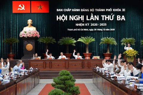 Bí thư Nguyễn Văn Nên: Không ngăn chặn COVID-19, tết này sẽ nhiều khó khăn - Ảnh 1. Bí thư Nguyễn Văn Nên: Không ngăn chặn COVID-19, tết này sẽ nhiều khó khăn - Ảnh 1.