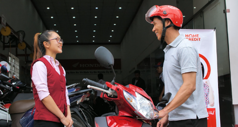 Home Credit nỗ lực hết mình với tinh thần Khách hàng là trên hết - Ảnh 1. Home Credit nỗ lực hết mình với tinh thần Khách hàng là trên hết - Ảnh 1.